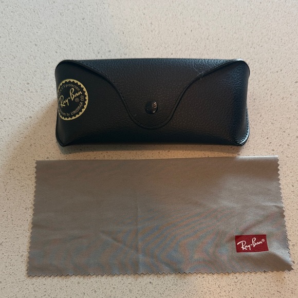 Ray-Ban Tortoise Shell Glasses - Picture 5 of 7